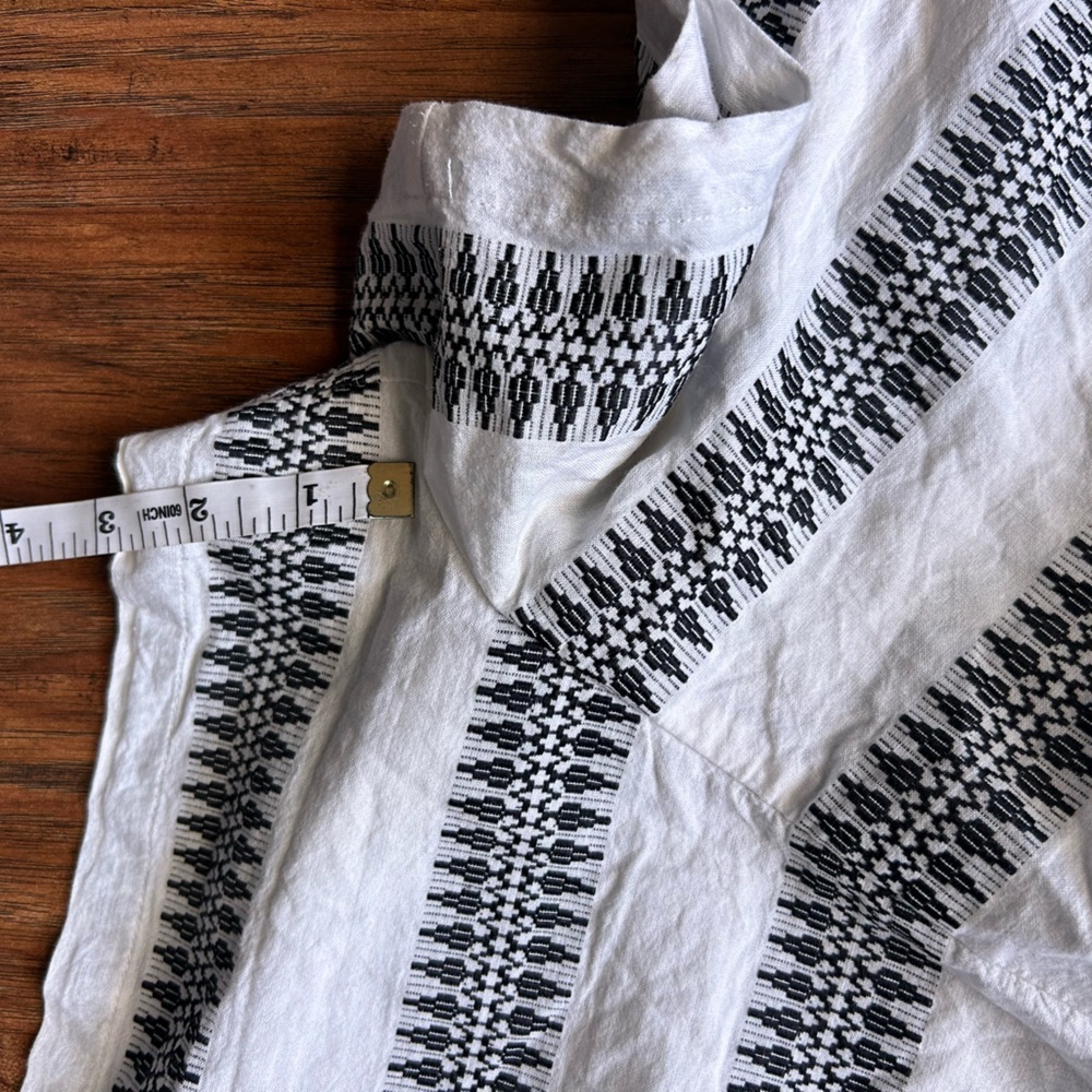 The Impeccable Pig Women’s Size Large Black and White Romper - Picture 11 of 11